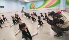 獨家爆料藝術(shù)學(xué)校極品舞蹈生,揭秘藝術(shù)學(xué)校極品舞蹈生的傳奇故事