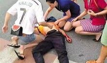 體育生欄桿救人操視頻吃瓜,體育生英勇救人瞬間引網(wǎng)友熱議